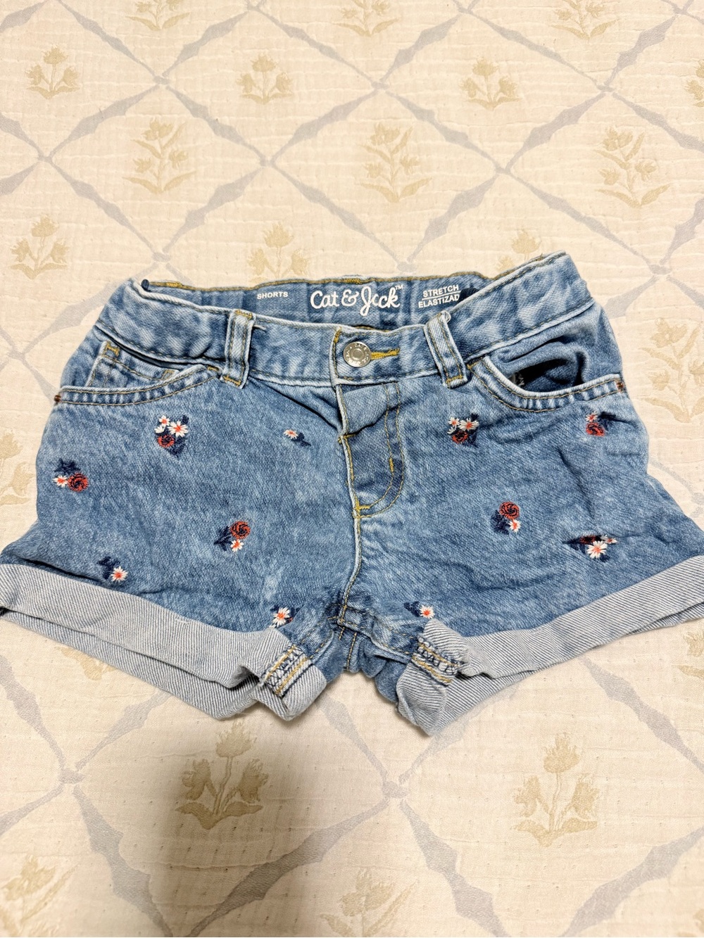 Cat and Jack kids shorts
